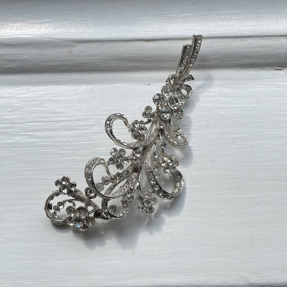 Vintage Brooch Bling Diamanté Leaf Floral Design - Costume Jewellery - Picture 6 of 16